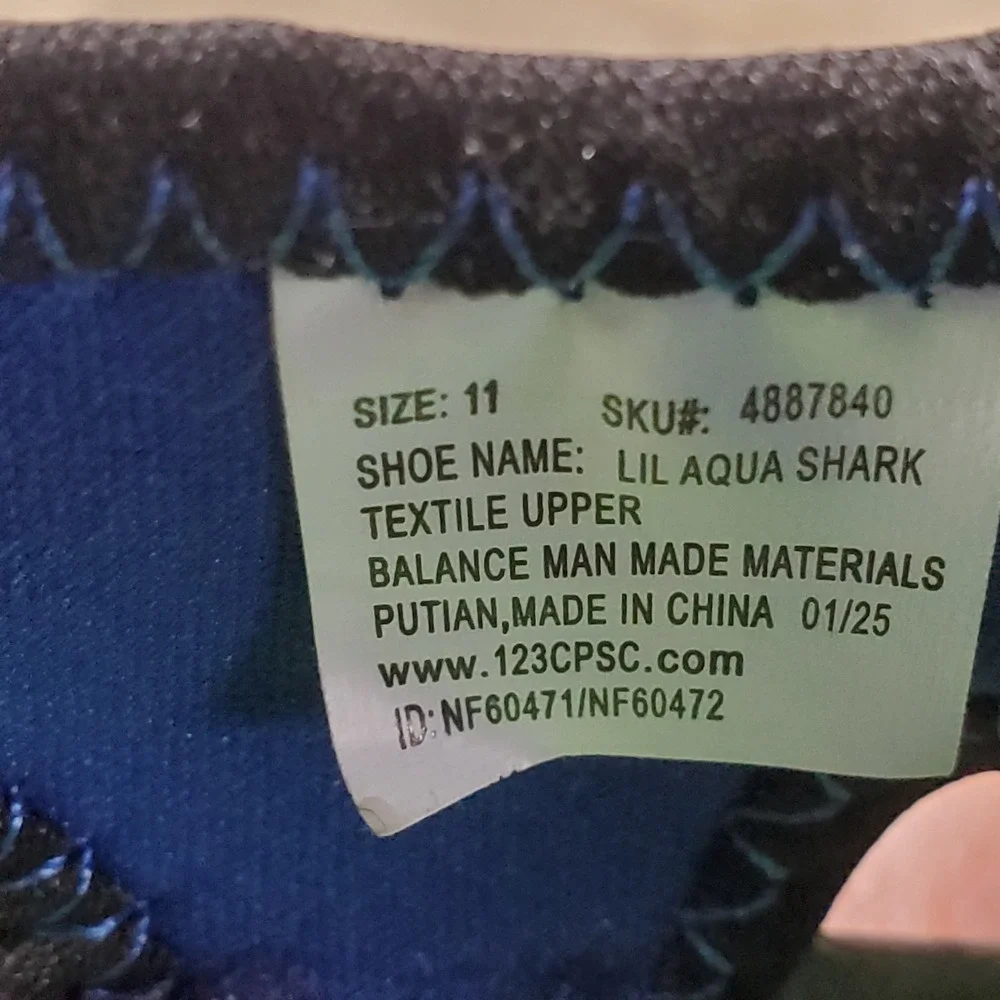 Mix No. 6 Lil Kids Shoes Sz 11 Aqua Shark Water Comfort Hook & Loop Round Toe